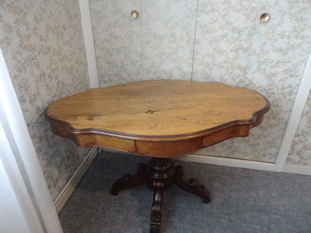 table violon en noyer Meubles
