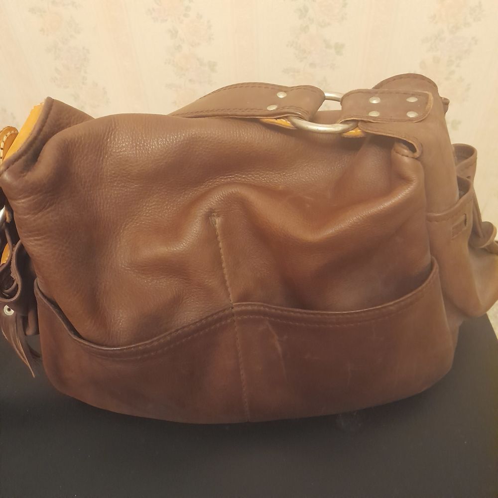 gibeci&egrave;re de chasse - tr&egrave;s bon &eacute;tat, cuir pleine fleur , Sports