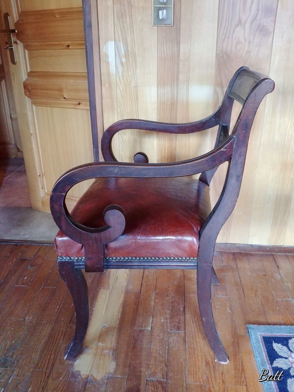 fauteuils anciens. Meubles