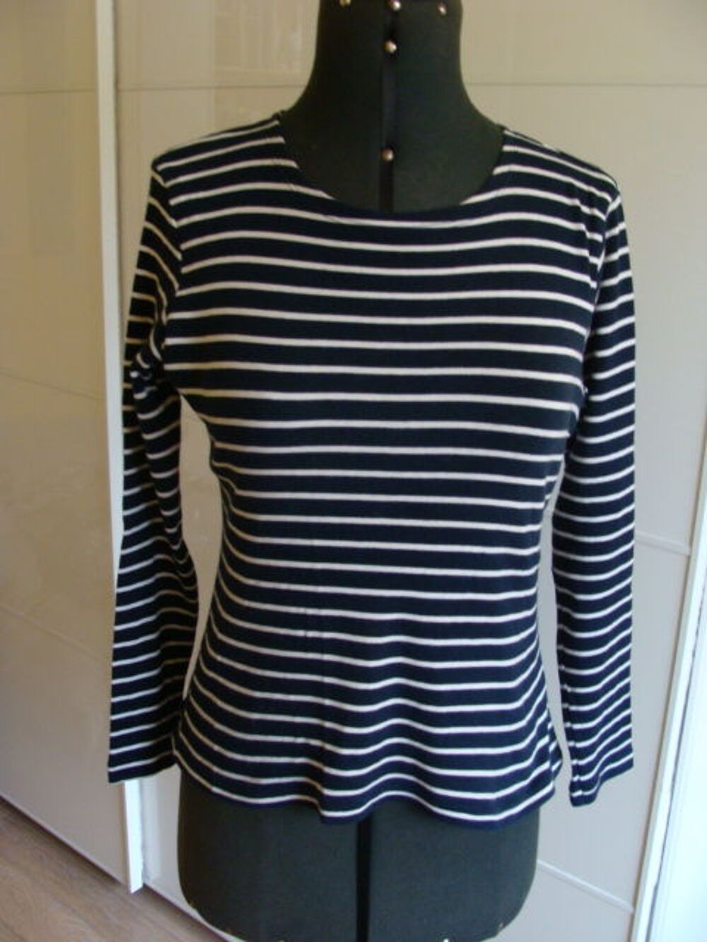 Lot de tops femme 42/44 Vêtements