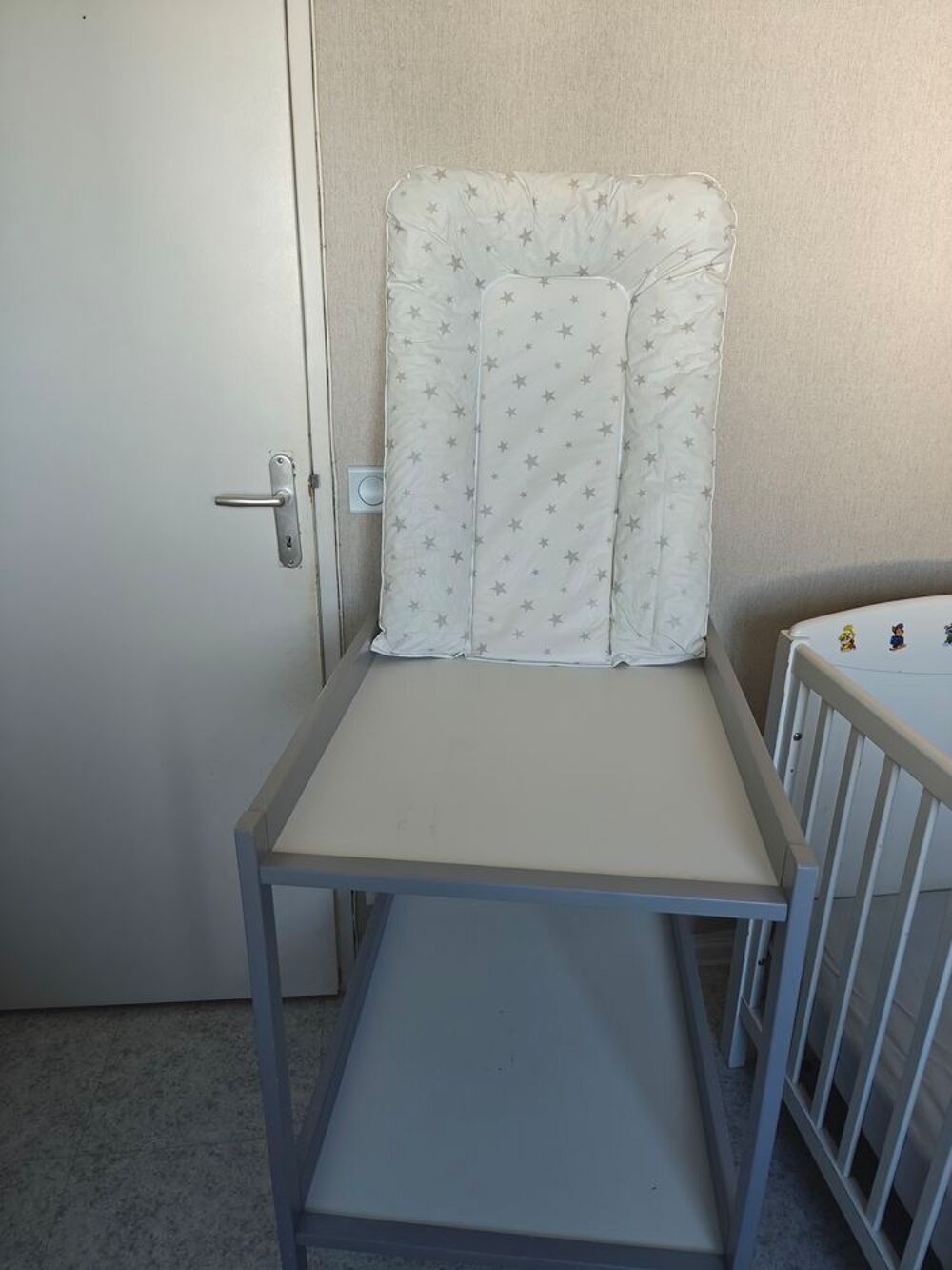 Table &agrave; langer Mobilier enfants