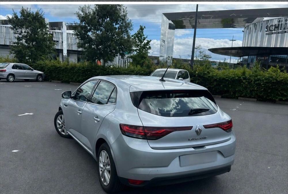 Megane IV M&eacute;gane IV Berline Blue dCi 115 - 20 Business 2021 occasion 59000 Lille