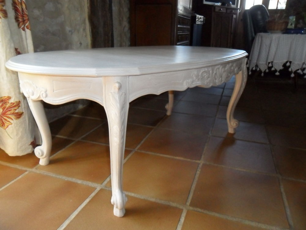 Table basse relook&eacute;e (patin&eacute;e &agrave; l'ancienne) Meubles