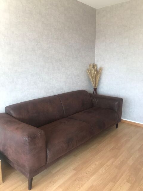 Canap scandinave 222 cm 350 Annemasse (74)
