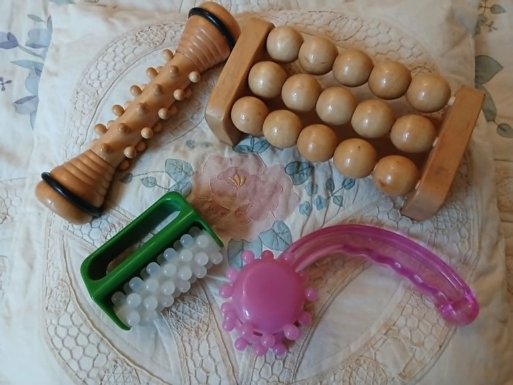  Lot de quatre appareils massage pour tout le corps N&deg;1433 Sports