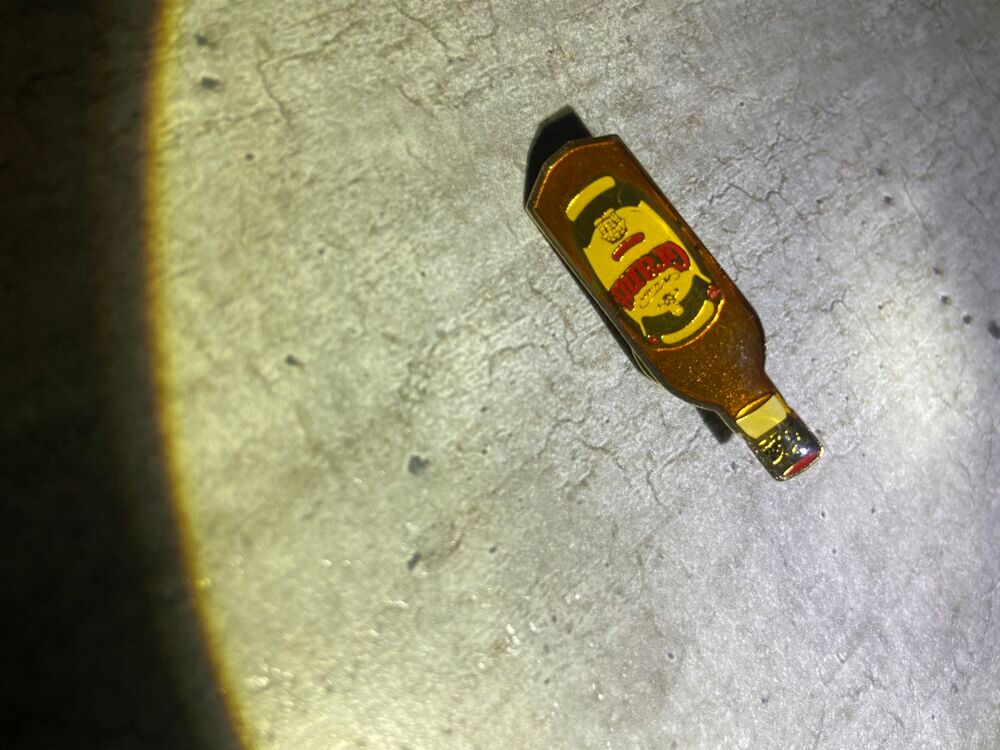 pin's 