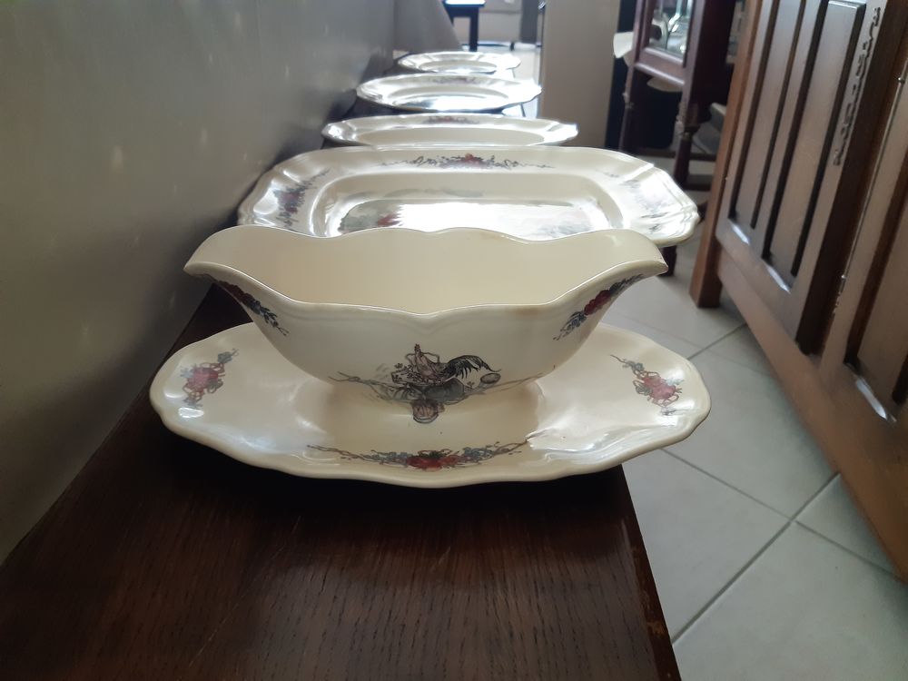 Service de table complet (obernai) Décoration