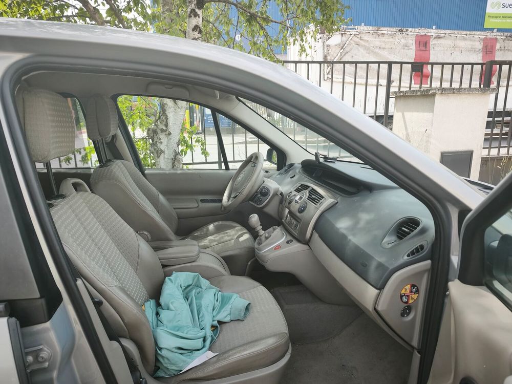 Sc&eacute;nic II Scenic 1.9 dCi 120 Confort Authentique 2005 occasion 77680 Roissy-en-Brie