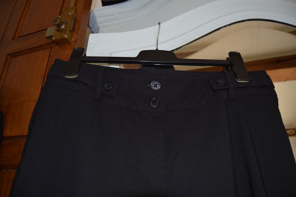 PANTALON NOIRE MIM Vêtements