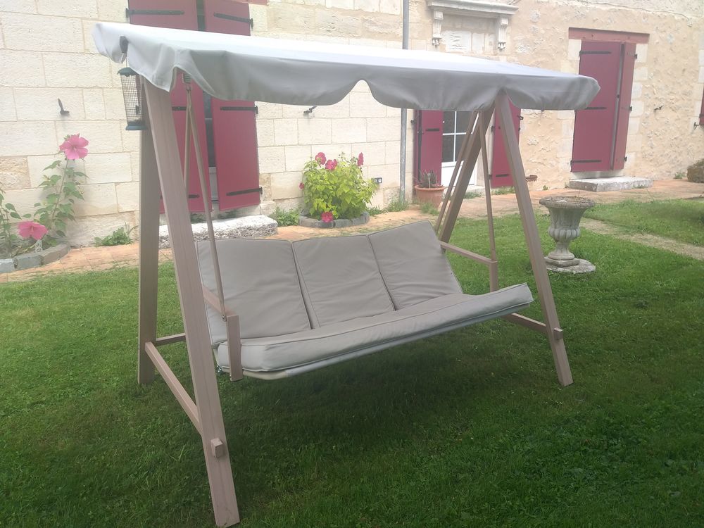 Lot meuble cause d&eacute;m&eacute;nagement Meubles