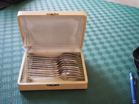 MENAGERE : 12 PIECES ARGENTEES, 1950  80 Reims (51)