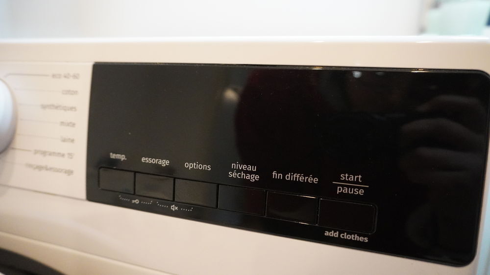 MACHINE A LAVER SECHANTE HISENSE WD814LE Electromnager