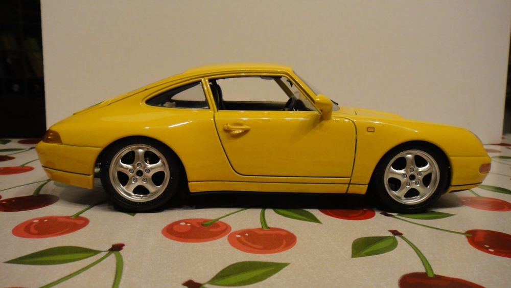 Porsche 911 Burago 1/18e Jeux / jouets