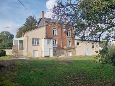   MAISON INDIVIDUELLE avec D�pendances - Id�al pour personnes ayant des chevaux 