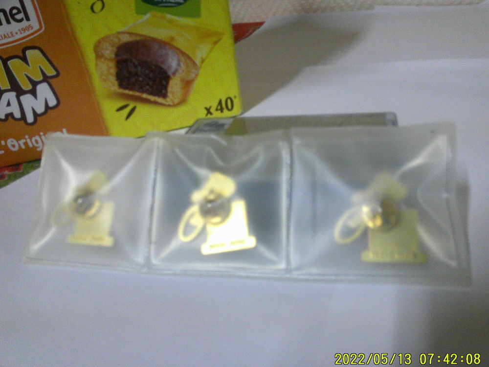 ( 3 ) . PIN'S - TOUR de FRANCE . 93 