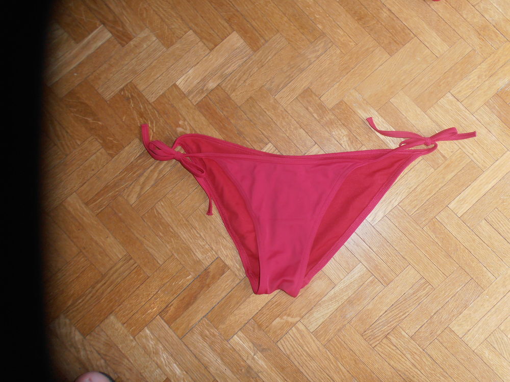 Maillot de bain rouge (68) Vêtements