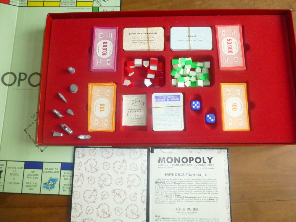 LOT DE PELUCHES / MONOPOLY / SANTONS Jeux / jouets