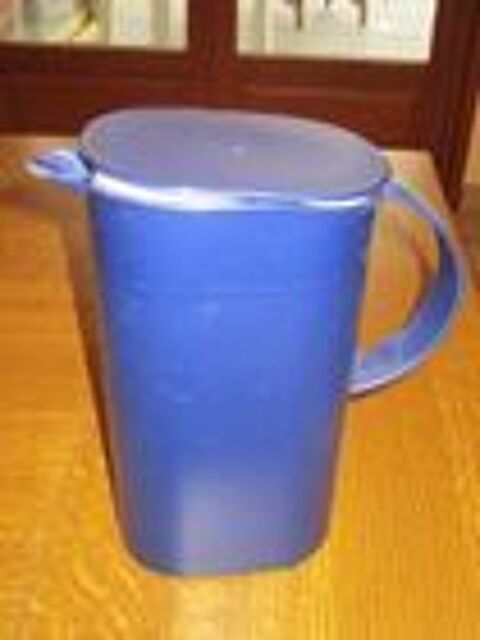 Pichet tupperware bleu neuf 14 M�rignies (59)
