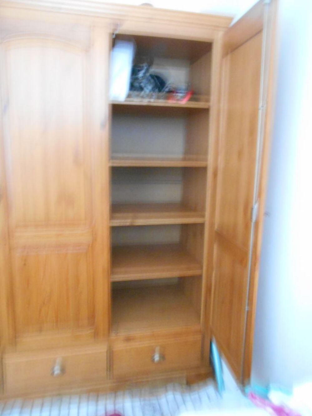 armoire pin Meubles