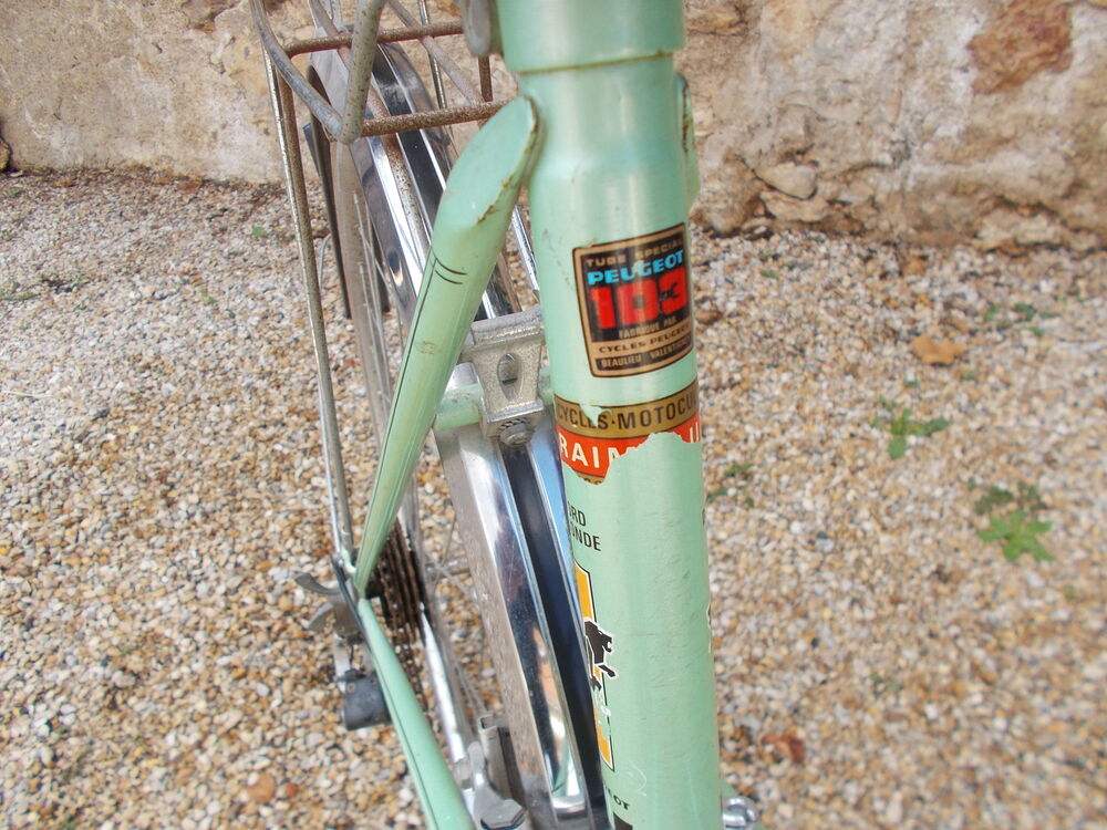 velo peugeot 1970/80 vintage d'origine tres beau velo Vélos