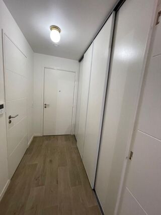  Appartement à louer 2 pièces 35 m²