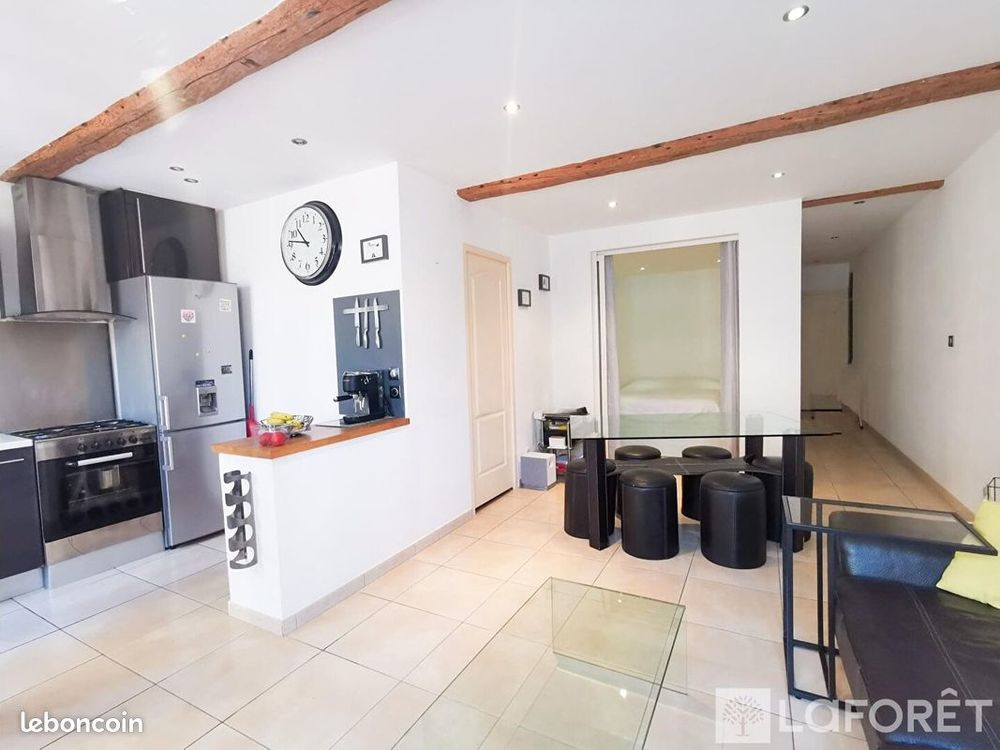 Location Appartement Appartement 3 pièces 50 m² Courbevoie