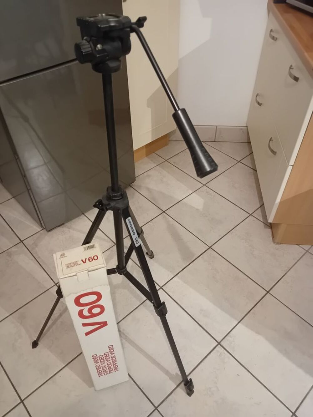 Tr&eacute;pied vid&eacute;o Photos/Video/TV