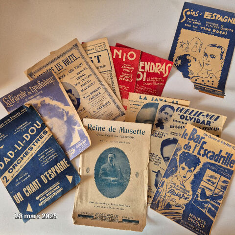Lot de 10 partitions musicales des années de 1900 à 40 , pou 12 Saumur (49)