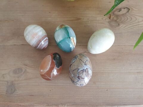 Ensemble de 5 ?ufs en pierre naturelle 30 Cabourg (14)