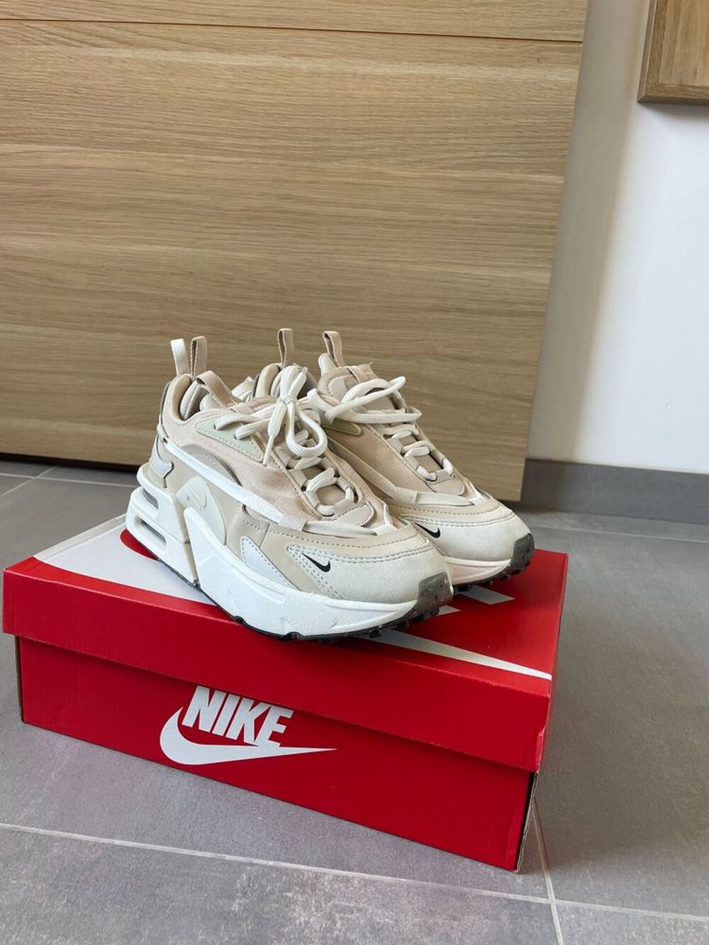 Air Max Furyosa beige Chaussures