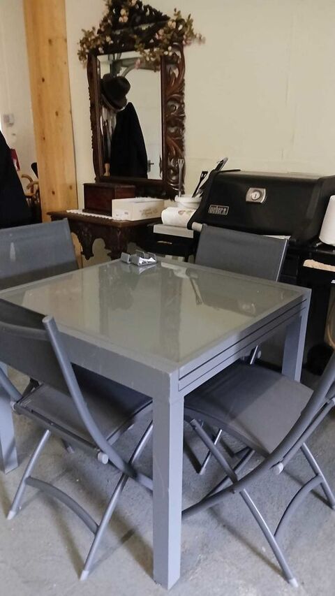 Table de jardin + 4 chaises grises 190 Autun (71)