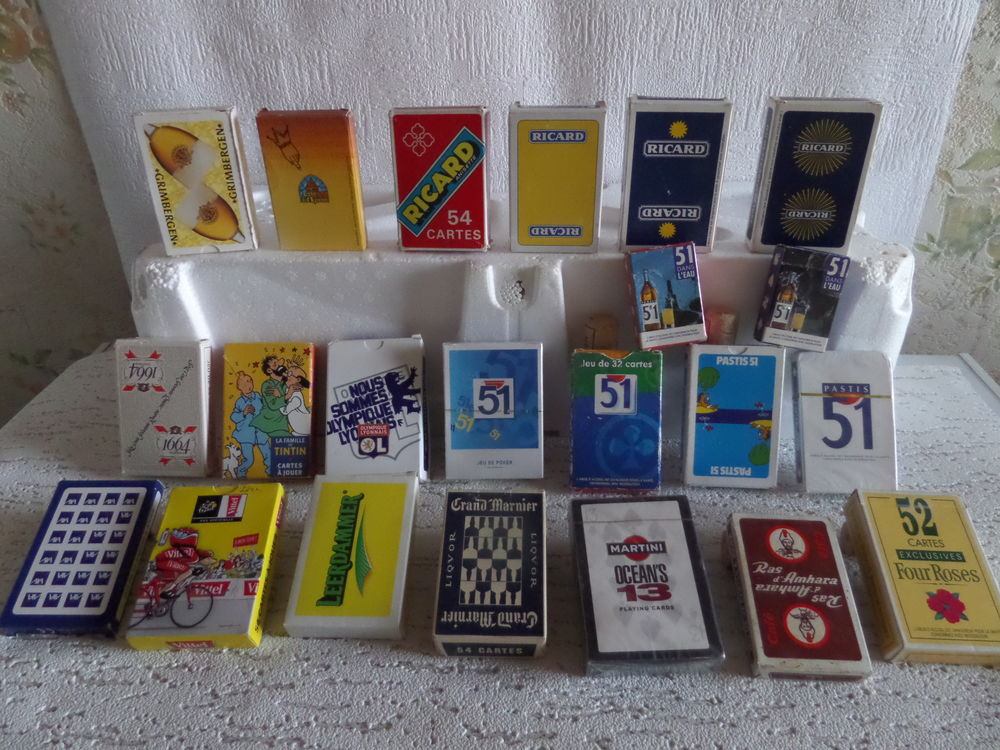 diff&eacute;rents jeux de cartes publicitaire 