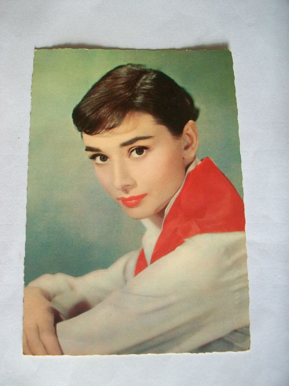 CPA originale Audrey Hepburn 1950/60 