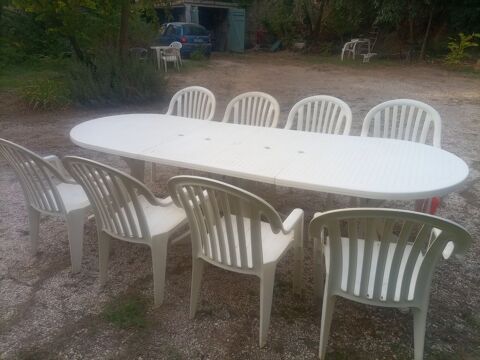 Table et chaises de jardin 100 Toulon (83)