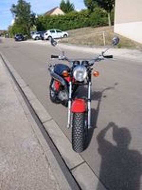 SUZUKI 1977 occasion 89000 Auxerre