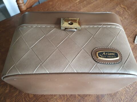 Mallette de toilette 15 Pfastatt (68)