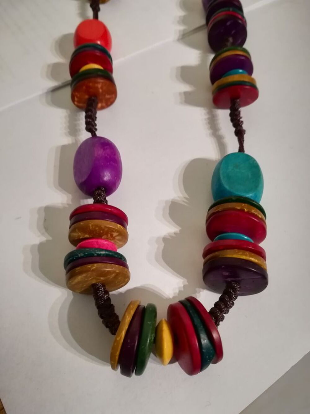 COLLIER ETHNIQUE 
Bijoux et montres