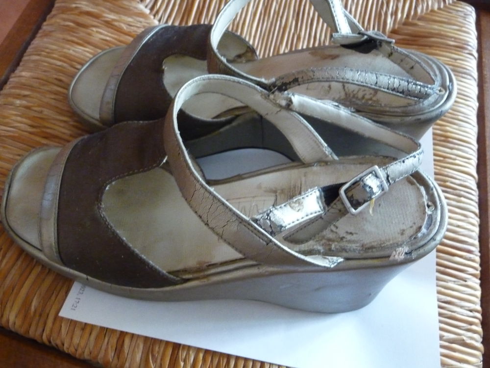 NUS PIEDS DORES A TALONS COMPENSES FEMME P.37 Chaussures
