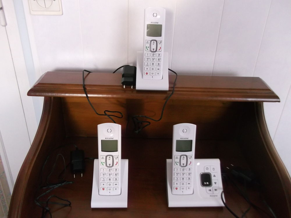 TELEPHONE COMBINE ACLCATEL SANS FIL Téléphones et tablettes