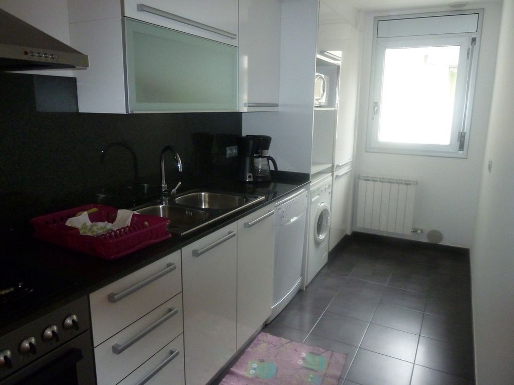   APPARTEMENT ROSES  T4 CENTRE VILLE 500 METRES DE LA PLAGE  Espagne, ROSES