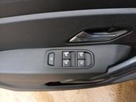 Duster Blue dCi 115 4x2 Confort 2020 occasion 08000 Charleville-M&eacute;zi&egrave;res