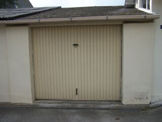  Parking / Garage à louer 18 m²