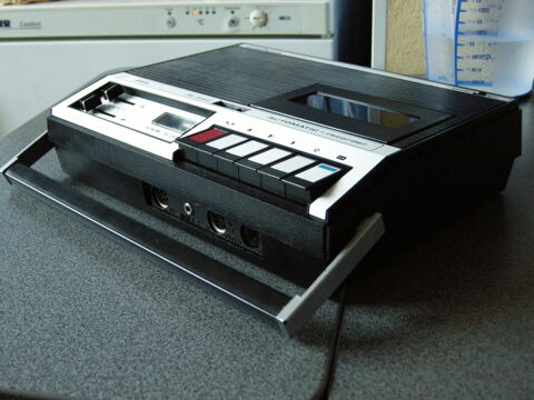 Magntophone cassette NORMENDE , automatic. 50 pinay-sur-Seine (93)