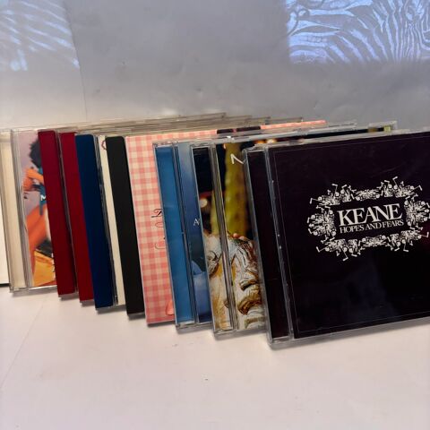 9 CD de varit et musique 5 Lyon 3 (69)