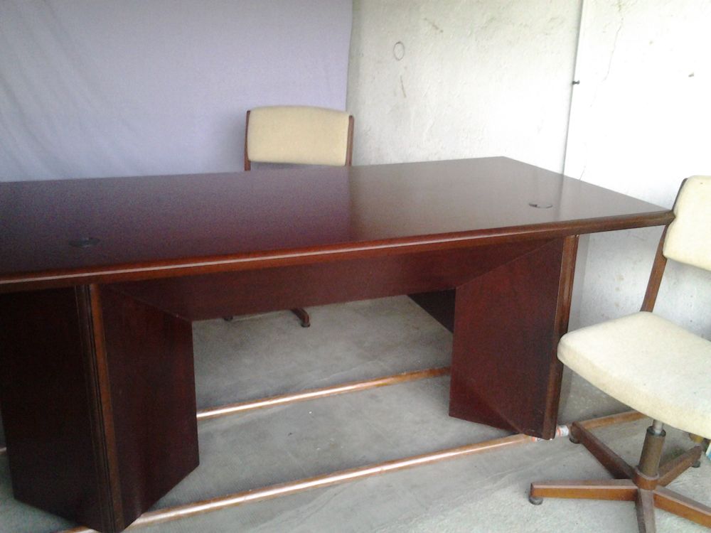 BUREAU DE DIRECTION Meubles