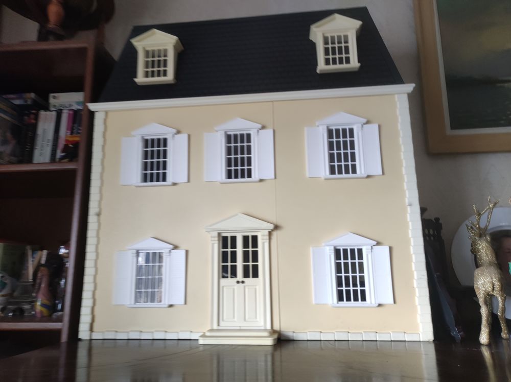 MAISON DE POUPEE DE COLLECTION D�coration