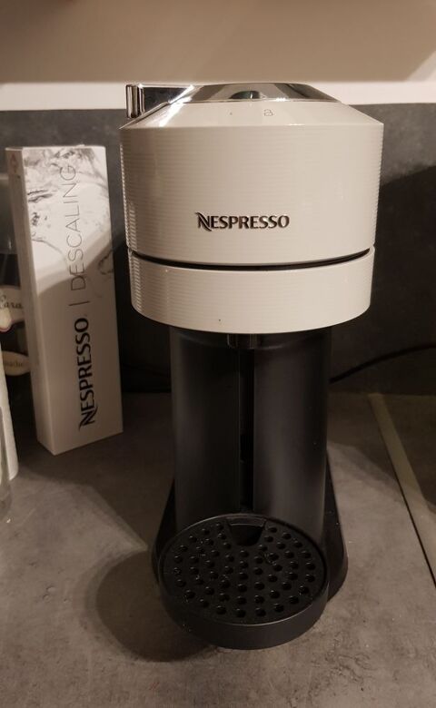 Nespresso VERTUO NEXT 60 Guipavas (29)
