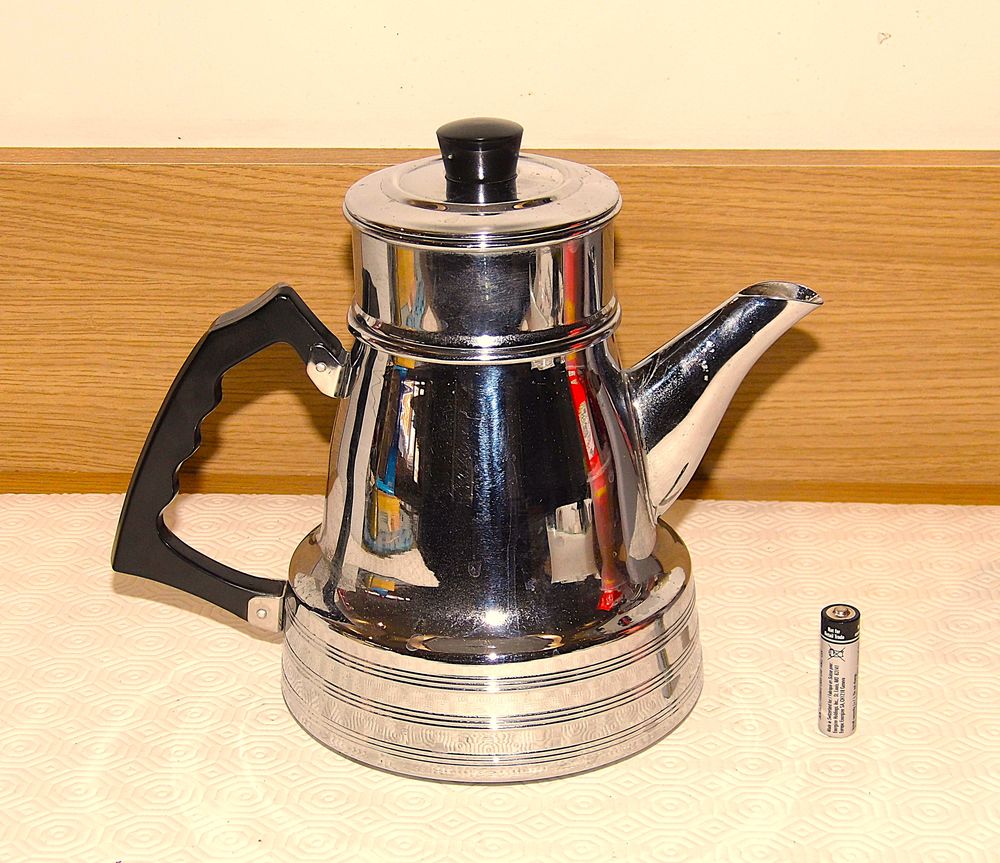 Cafetiere chrom&eacute;e ann&eacute;es 60 art de la table d&eacute;co cuisine Electroménager