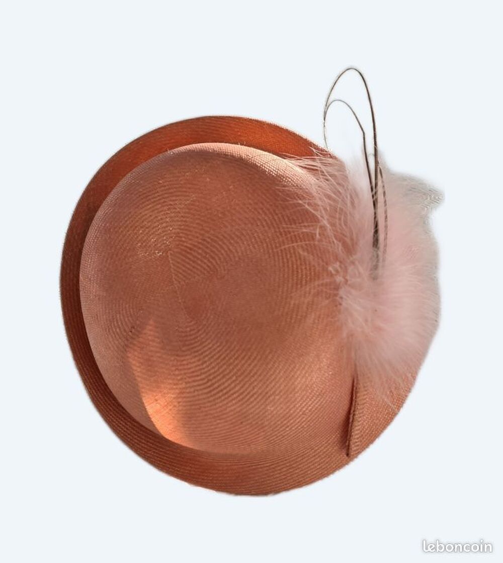 Chapeau de c&eacute;r&eacute;monie Vêtements