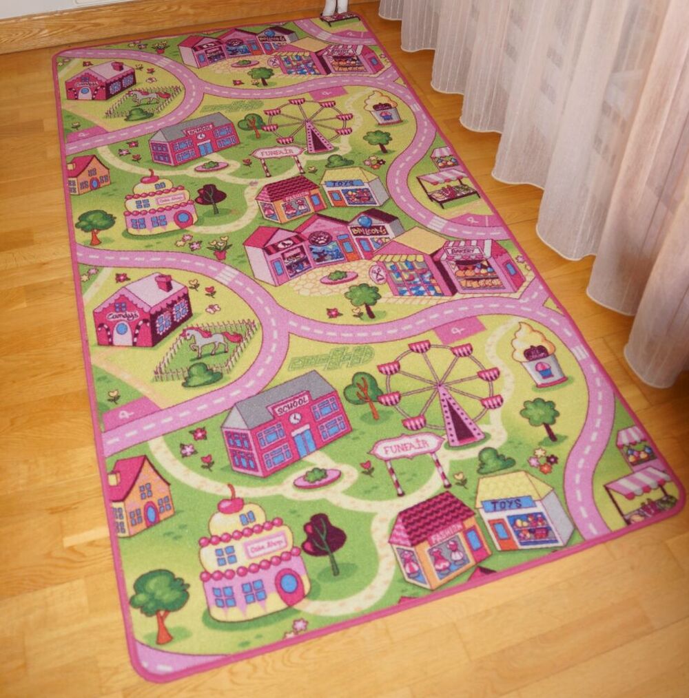 TAPIS DE JEU ET CIRCUIT VOITURE Jeux / jouets